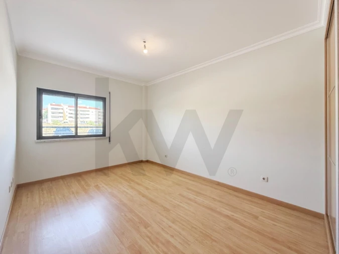 Apartamento T3 para Venda em Pinhal Novo Foto 19