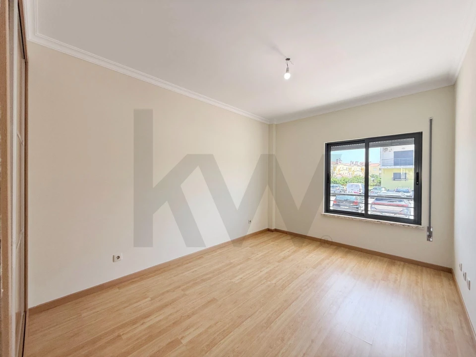 Apartamento T3 para Venda em Pinhal Novo Foto 31