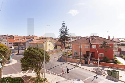 Apartamento T2 para Venda em Algueirão-Mem Martins