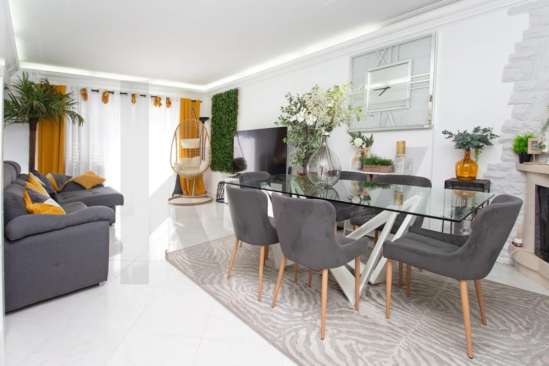 Apartamento T2 para Venda em Algueirão-Mem Martins Foto 24
