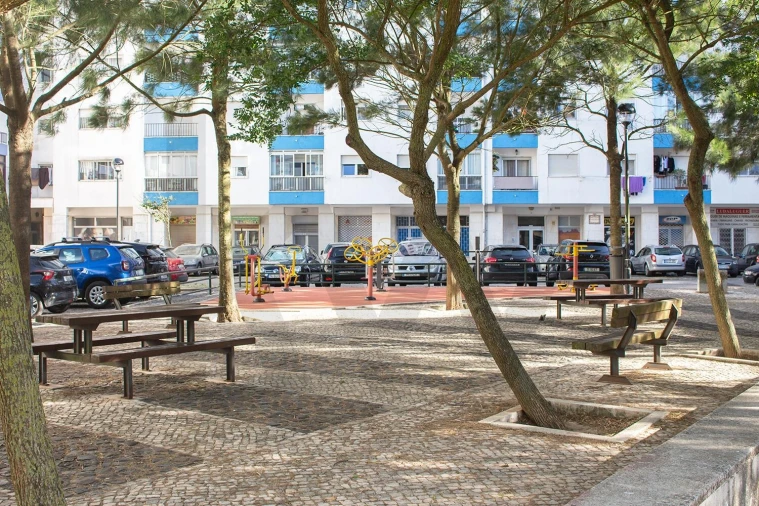 Apartamento T2 para Venda em Algueirão-Mem Martins Foto 23