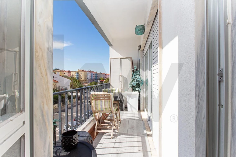 Apartamento T2 para Venda em Algueirão-Mem Martins Foto 5