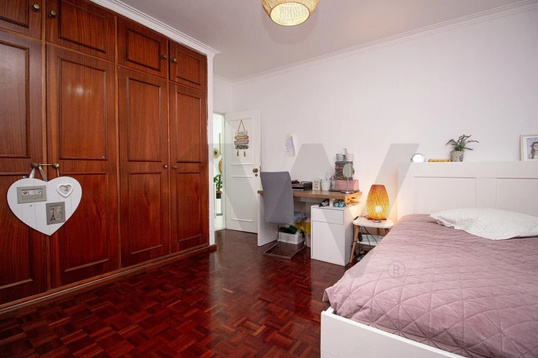 Apartamento T2 para Venda em Algueirão-Mem Martins Foto 14
