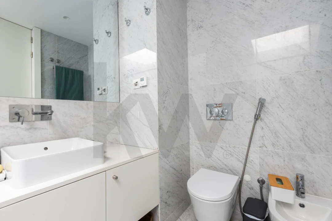 Apartamento T3 para Arrendamento em Queluz e Belas Foto 18