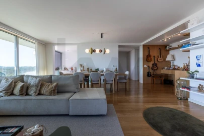 Apartamento T3 para Arrendamento em Queluz e Belas