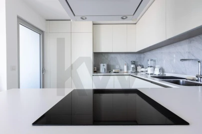 Apartamento T3 para Arrendamento em Queluz e Belas