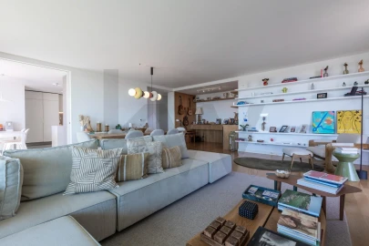 Apartamento T3 para Arrendamento em Queluz e Belas