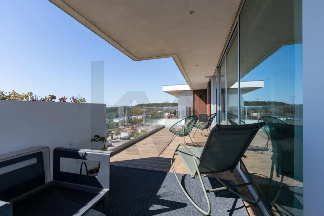 Apartamento T3 para Arrendamento em Queluz e Belas Foto 15