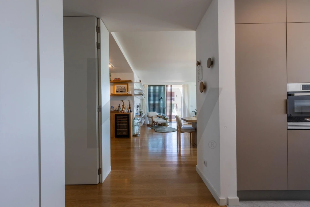 Apartamento T3 para Arrendamento em Queluz e Belas Foto 2