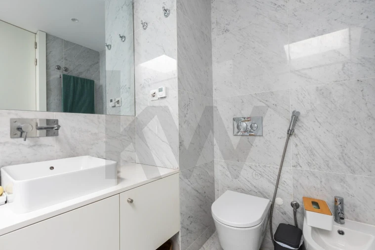 Apartamento T3 para Arrendamento em Queluz e Belas Foto 18