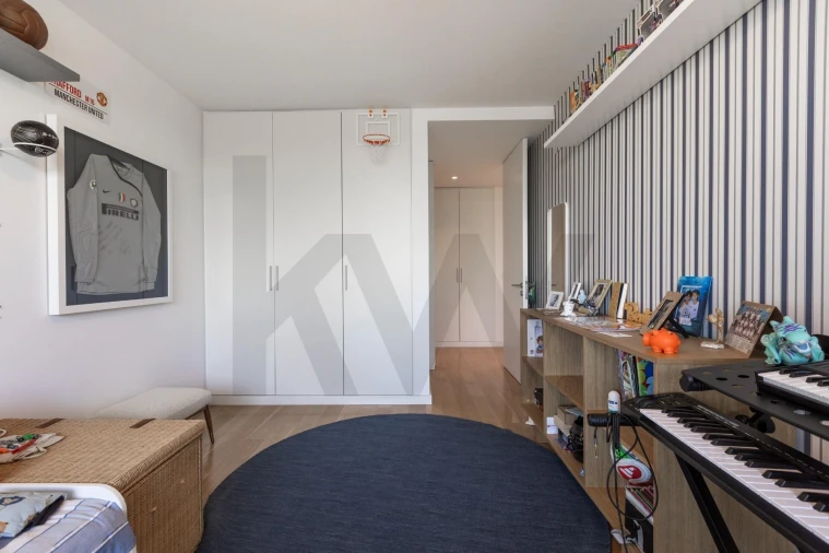 Apartamento T3 para Arrendamento em Queluz e Belas Foto 27