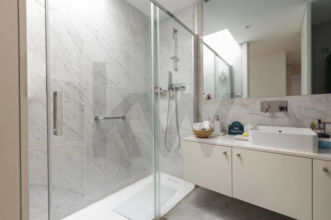 Apartamento T3 para Arrendamento em Queluz e Belas Foto 17