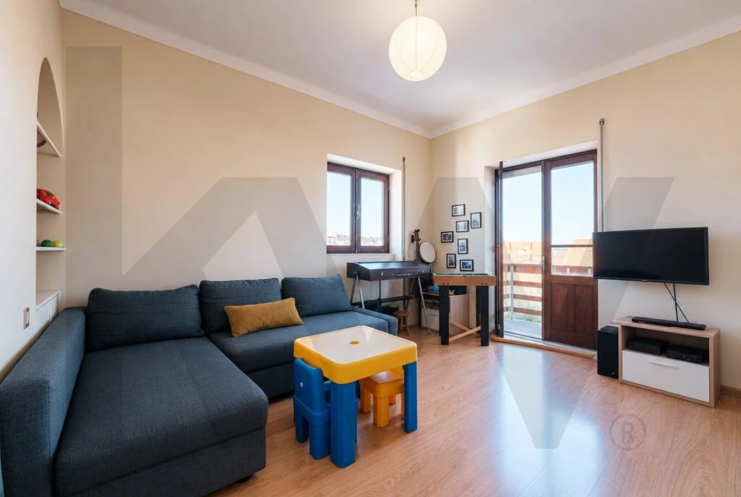 Apartamento T3 para Venda em Santo Antonio dos Olivais Foto 5