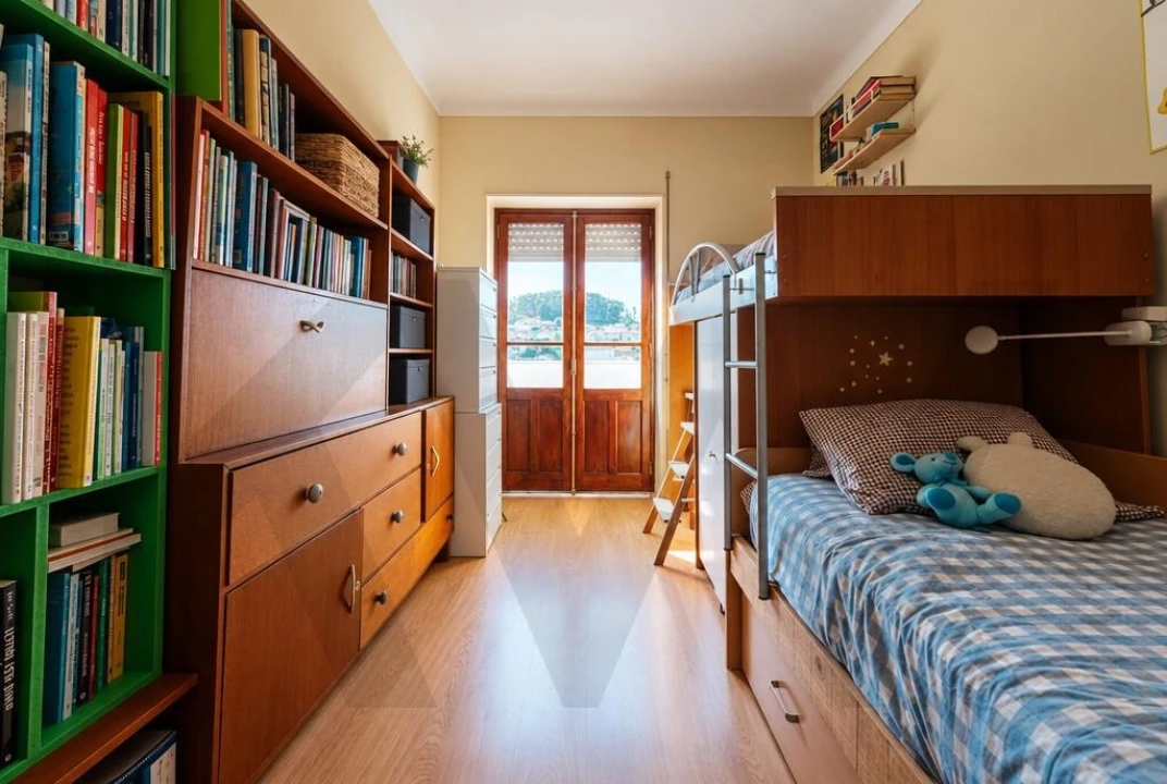 Apartamento T3 para Venda em Santo Antonio dos Olivais Foto 13
