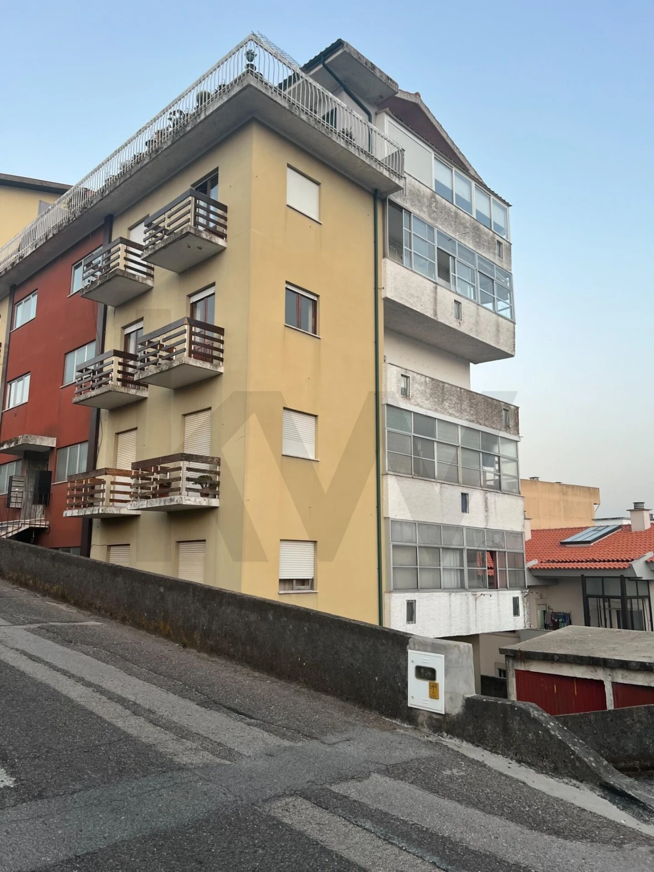 Apartamento T3 para Venda em Santo Antonio dos Olivais Foto 1