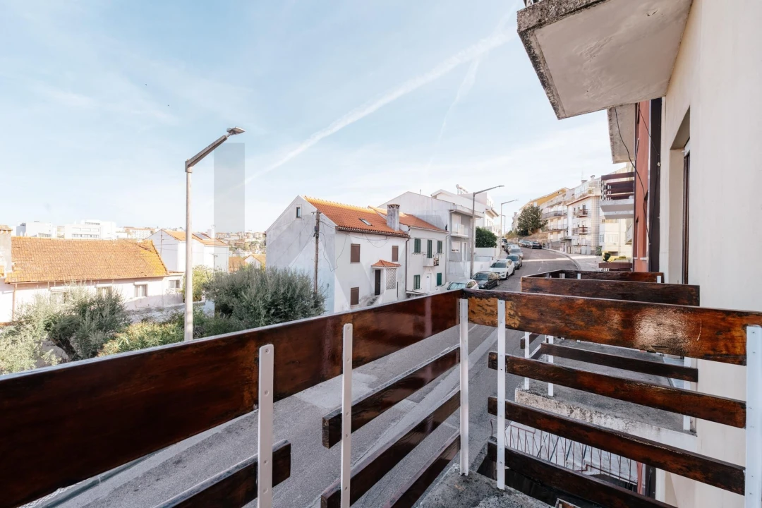 Apartamento T3 para Venda em Santo Antonio dos Olivais Foto 37