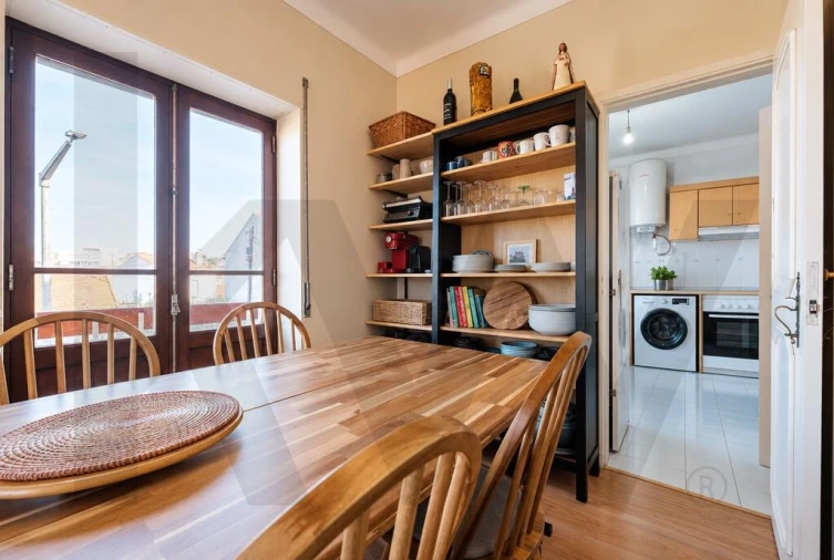 Apartamento T3 para Venda em Santo Antonio dos Olivais Foto 8
