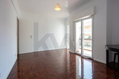 Apartamento T2 para Arrendamento em Cascais e Estoril