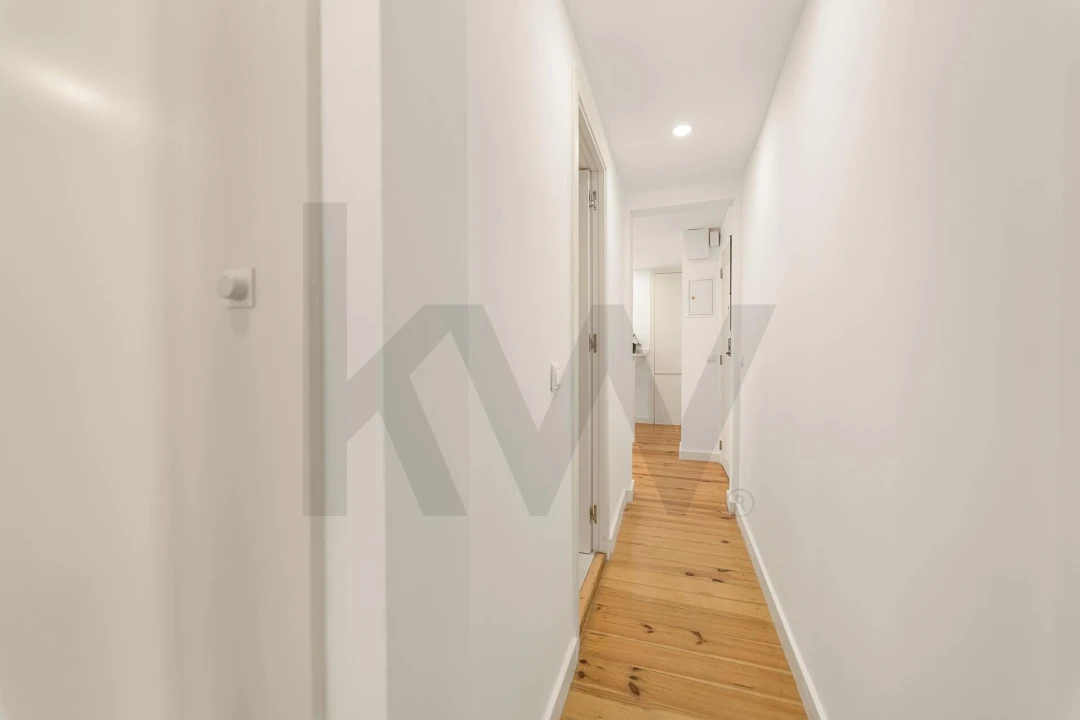 Apartamento T3 para Venda em Santo António Foto 8