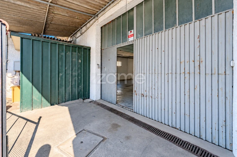 Terreno Comércio / Armazém para Venda em Serzedelo Foto 11
