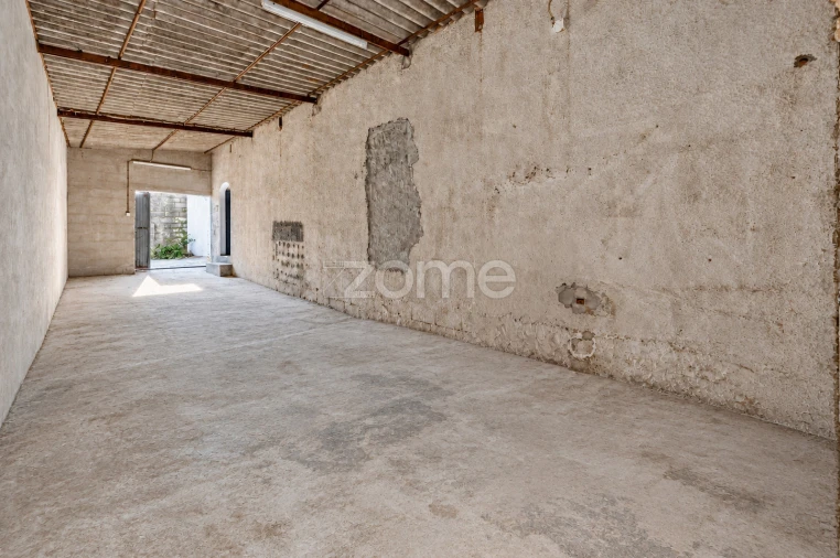 Terreno Comércio / Armazém para Venda em Serzedelo Foto 28