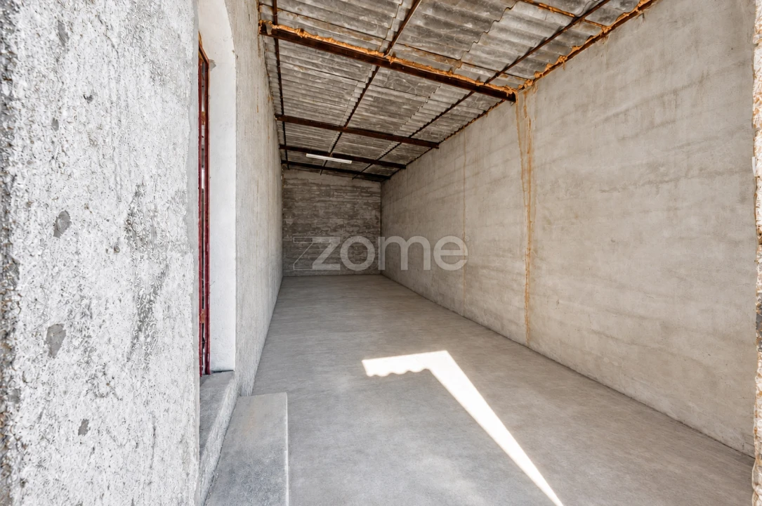 Terreno Comércio / Armazém para Venda em Serzedelo Foto 27