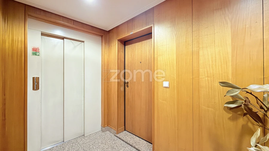 Apartamento T3 para Venda em Santo Tirso, Couto (Santa Cristina e São Miguel) e Burgães