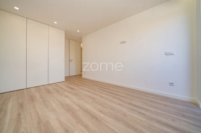 Apartamento T3 para Venda em Povoa de Lanhoso (N. Senhora do Amparo)