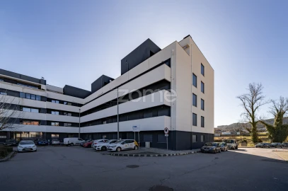 Apartamento T3 para Venda em Povoa de Lanhoso (N. Senhora do Amparo)