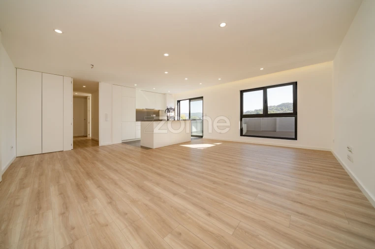 Apartamento T3 para Venda em Povoa de Lanhoso (N. Senhora do Amparo) Foto 3