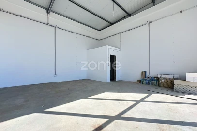 Terreno Comércio / Armazém para Venda em Tavarede