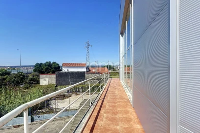 Terreno Comércio / Armazém para Venda em Tavarede