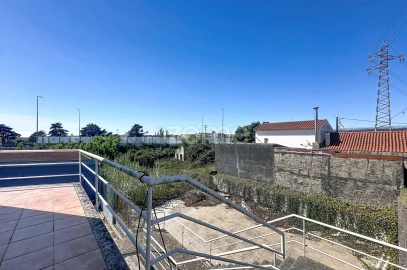 Terreno Comércio / Armazém para Venda em Tavarede