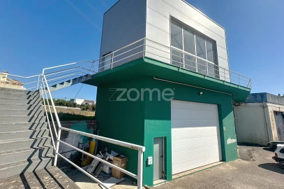 Terreno Comércio / Armazém para Venda em Tavarede