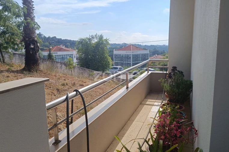 Apartamento T3 para Venda em Santa Clara e Castelo Viegas Foto 21