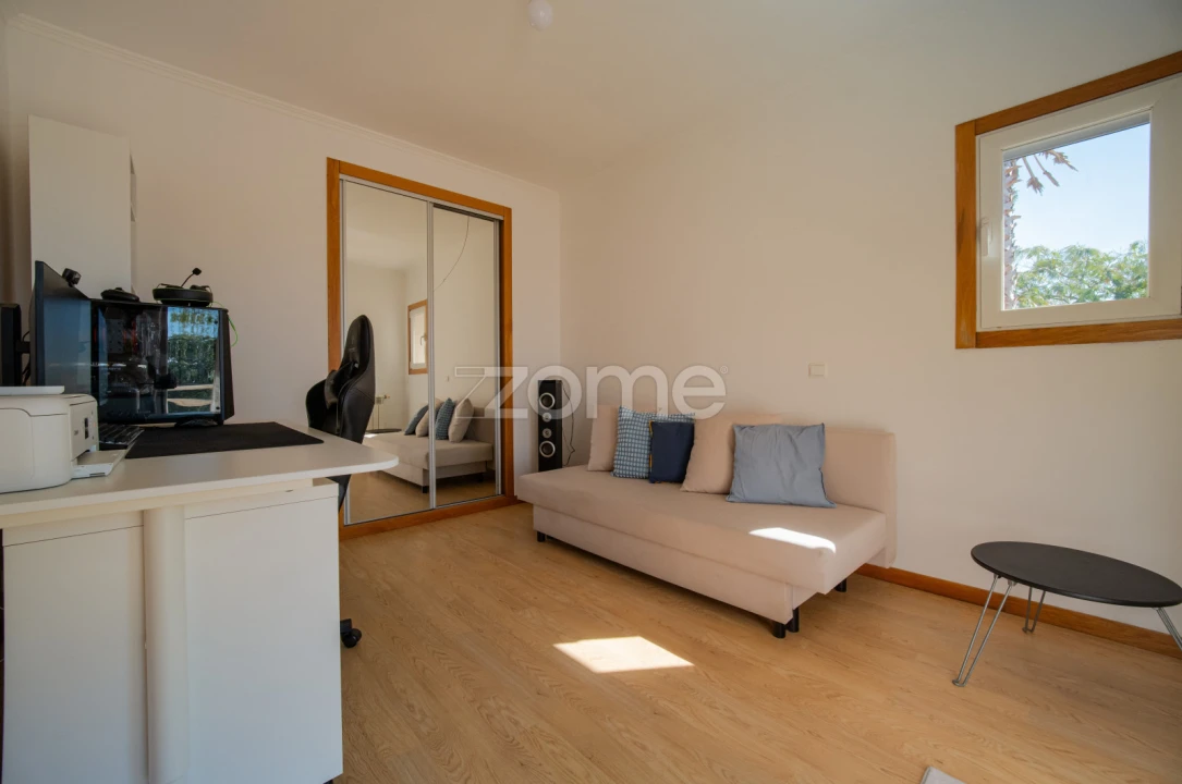 Apartamento T3 para Venda em Santa Clara e Castelo Viegas Foto 19