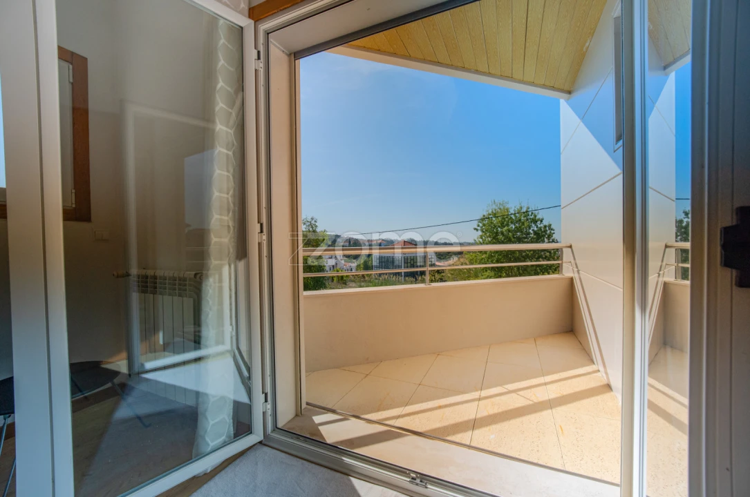 Apartamento T3 para Venda em Santa Clara e Castelo Viegas Foto 16