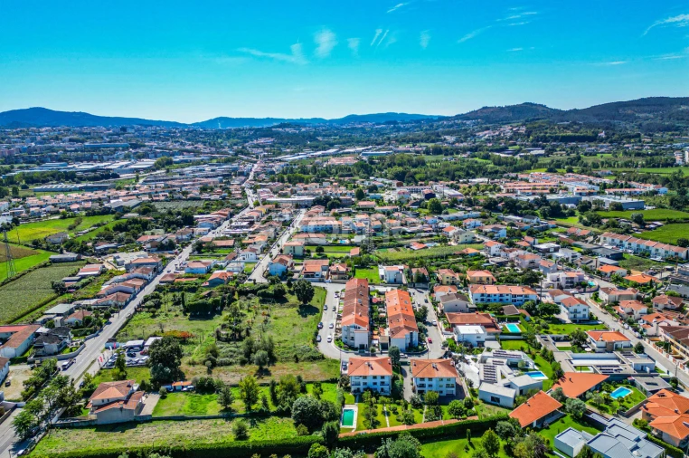 Moradia T4 para Venda em Merelim (São Pedro) e Frossos Foto 35