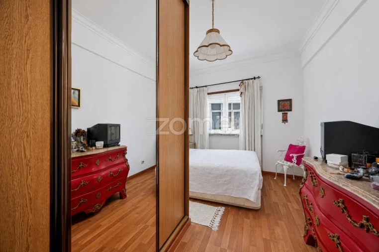Apartamento T1 para Venda em Póvoa de Santo Adrião e Olival Basto Foto 5