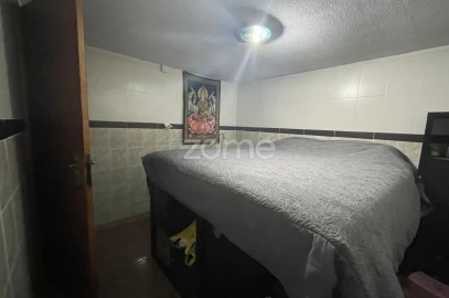 Moradia T4 para Venda em Fernao Ferro