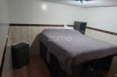 Moradia T4 para Venda em Fernao Ferro