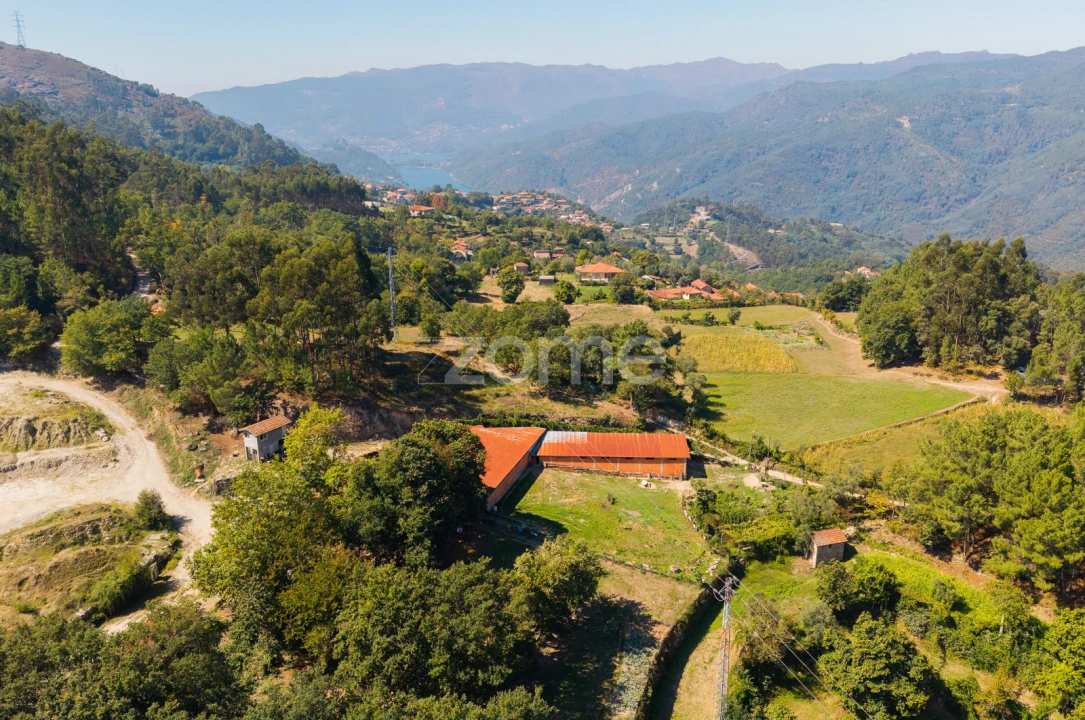 Terreno para Venda em Louredo Foto 17