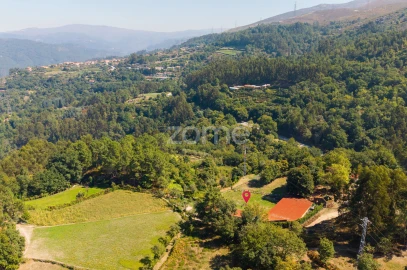 Terreno para Venda em Louredo