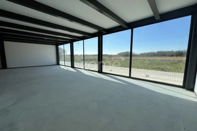 Terreno Comércio / Armazém para Venda em Beduído e Veiros