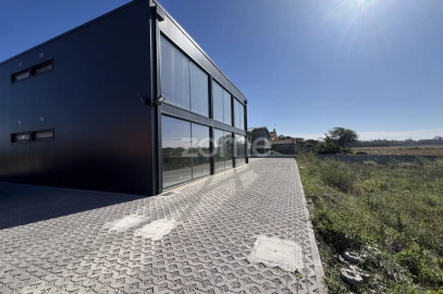 Terreno Comércio / Armazém para Venda em Beduído e Veiros