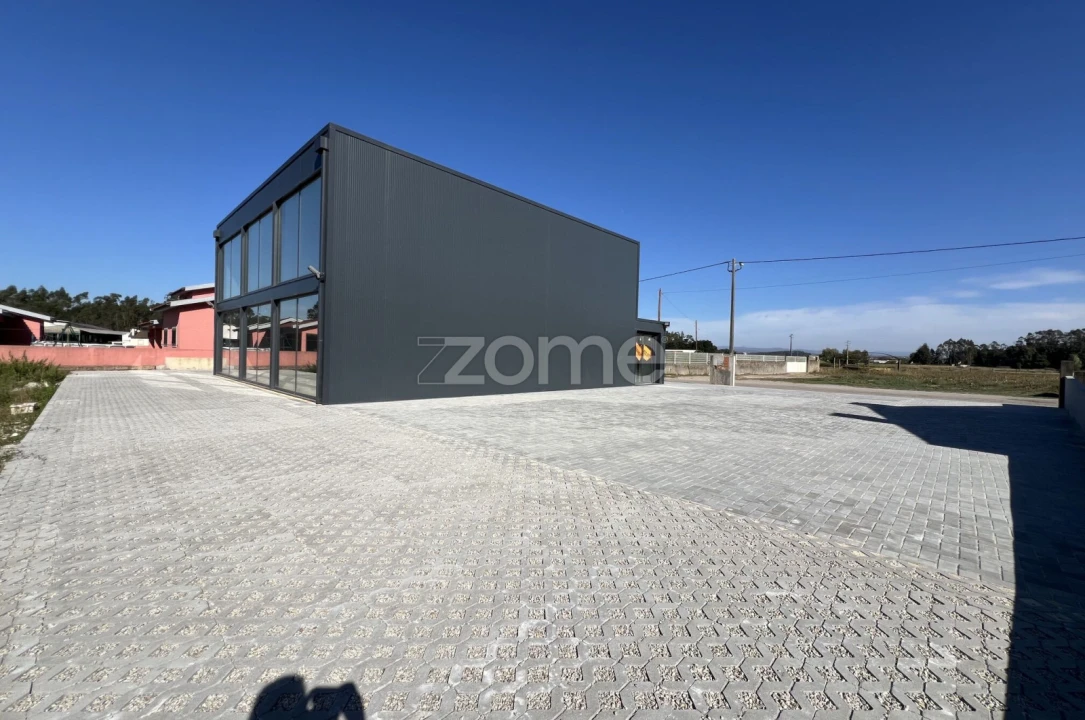 Terreno Comércio / Armazém para Venda em Beduído e Veiros Foto 1