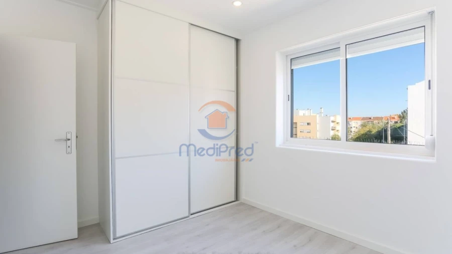 Apartamento T3 para Venda em Alto do Seixalinho, Santo André e Verderena