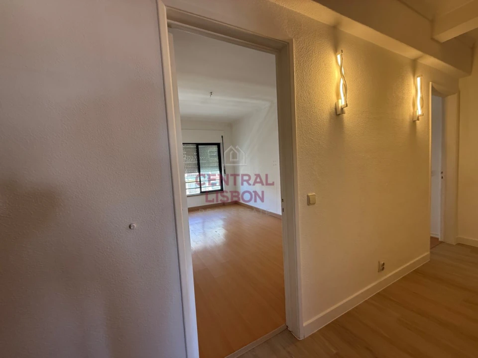 Apartamento T2 para Venda em Alto do Seixalinho, Santo André e Verderena Foto 3