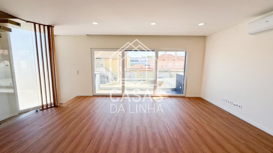 Moradia T3 para Venda em São Domingos de Rana Foto 7