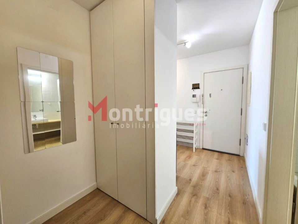 Apartamento T2 para Arrendamento em Parque das Nações Foto 4